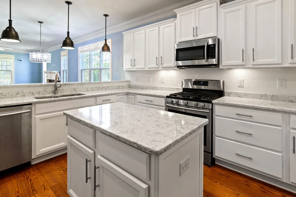 Filth & Squalor Cleanup in Strongsville, OH
